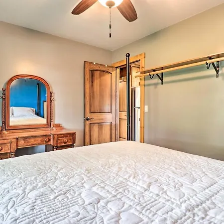 Cozy Haven Of Rest Home With Amish Country Views! Shipshewana Exterior photo